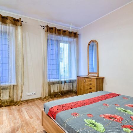 Apartamenty Lesi Ukrainky 17 利沃夫 客房 照片